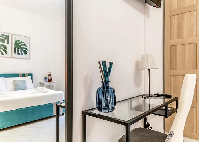 Petite Maison 19 *